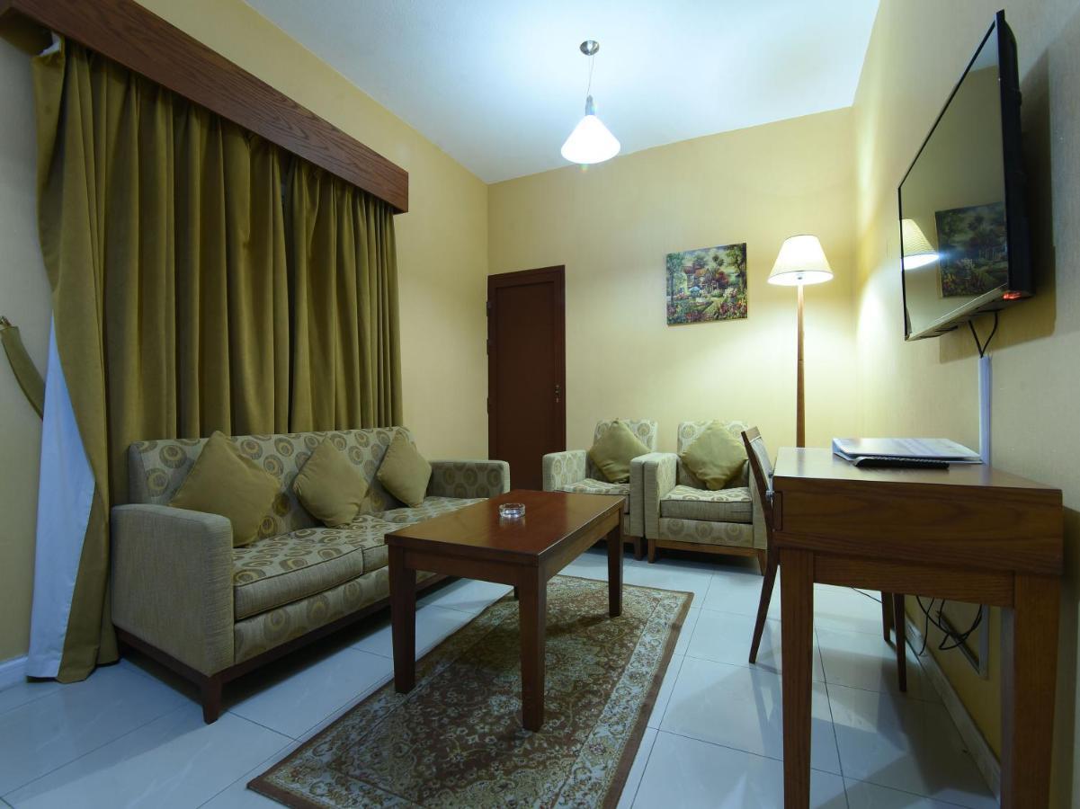 Oyo 274 California Suites Fujairah Luaran gambar