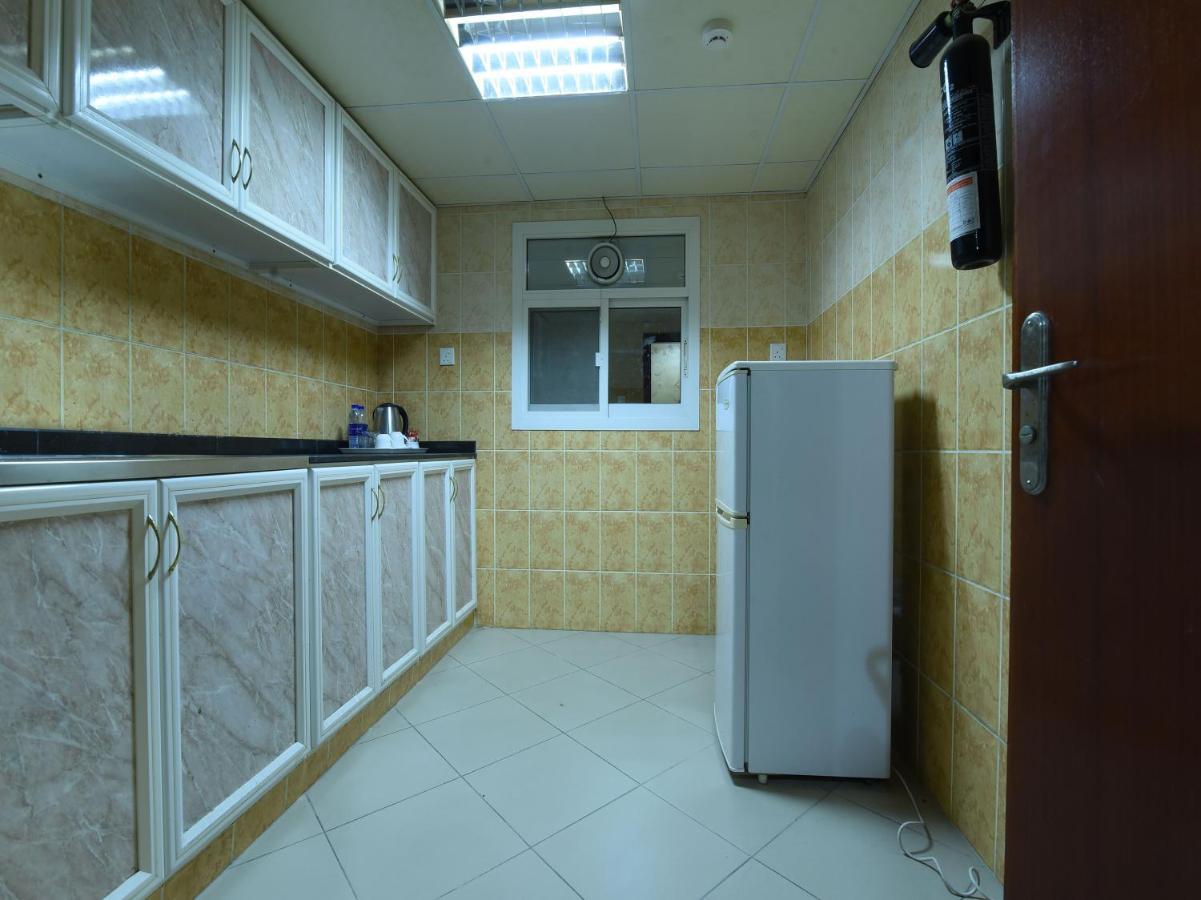 Oyo 274 California Suites Fujairah Luaran gambar